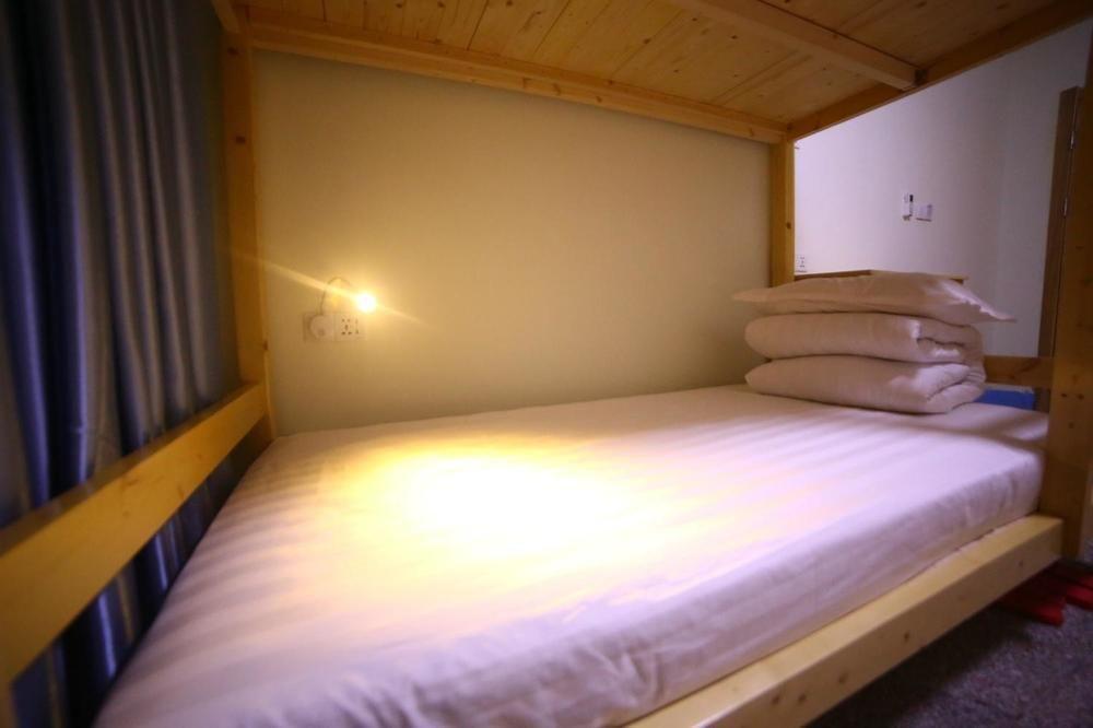 Luoyang Heartland International Youth Hostel Esterno foto