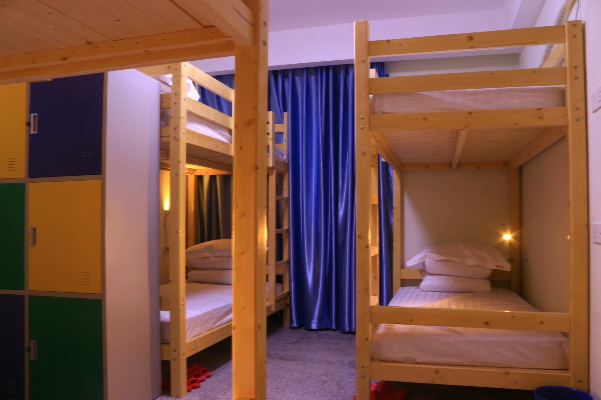 Luoyang Heartland International Youth Hostel Esterno foto