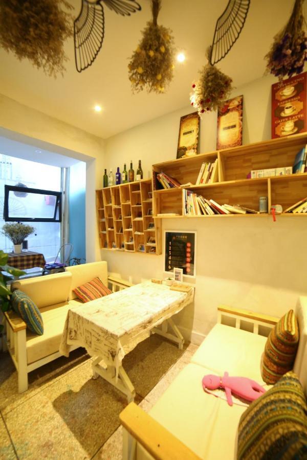 Luoyang Heartland International Youth Hostel Esterno foto