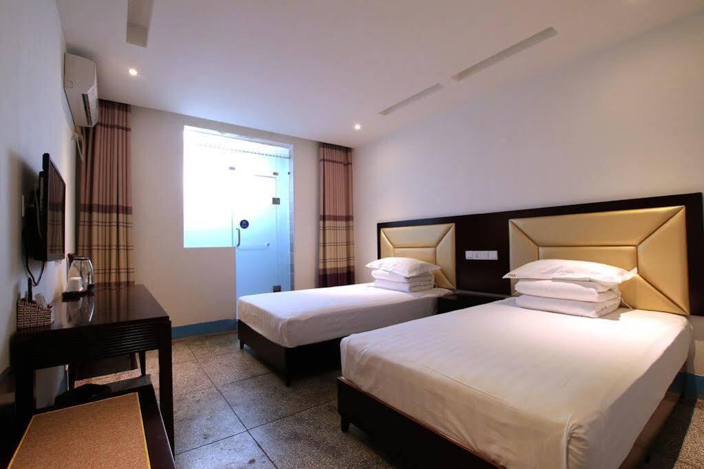 Luoyang Heartland International Youth Hostel Esterno foto